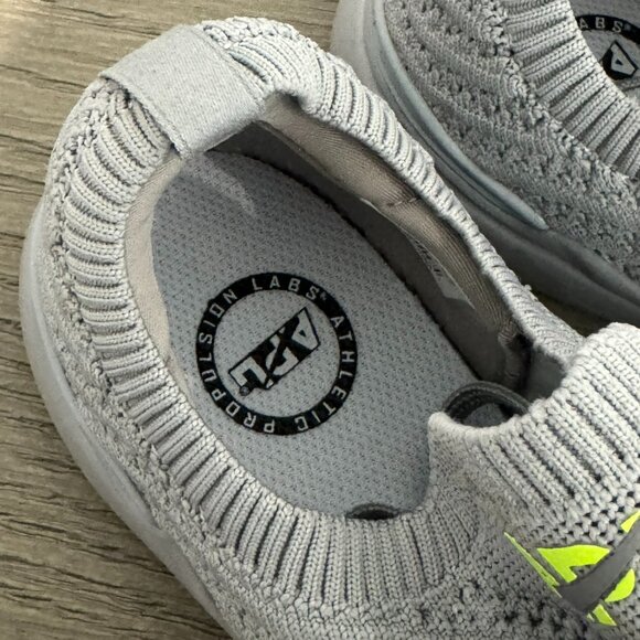 APL Women's TechLoom Wave Grey Sneakers - Size 8 - NEW! - Picture 4 of 7